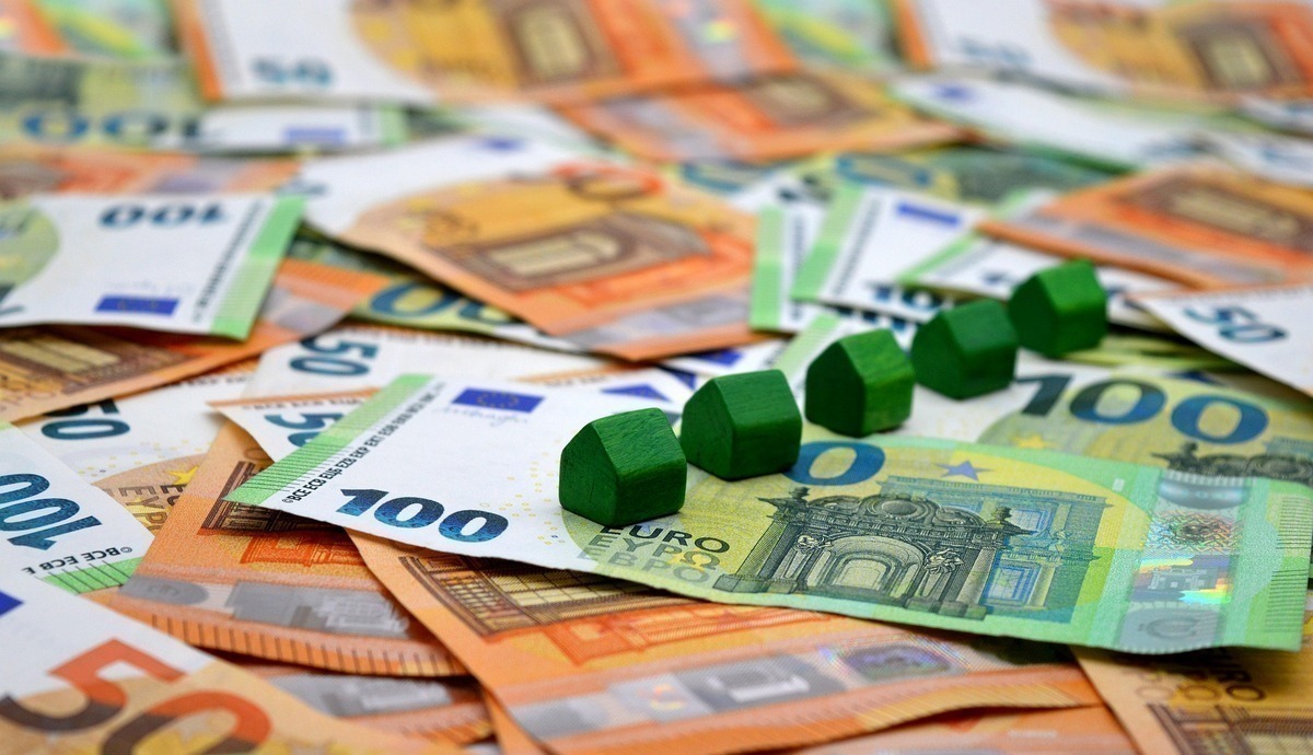 Finanzierung & Förderung in Velbert: KfW-Förderung, Wohnbauförderung im Bundesland, Zinsentwicklung und Bankenvergleich. Alles Wichtige zur Immobilienfinanzierung im Überblick.